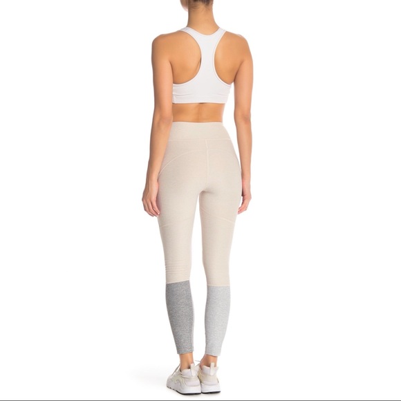 Outdoor Voices 7/8 Dipped Warmup Leggings - Picture 3 of 3